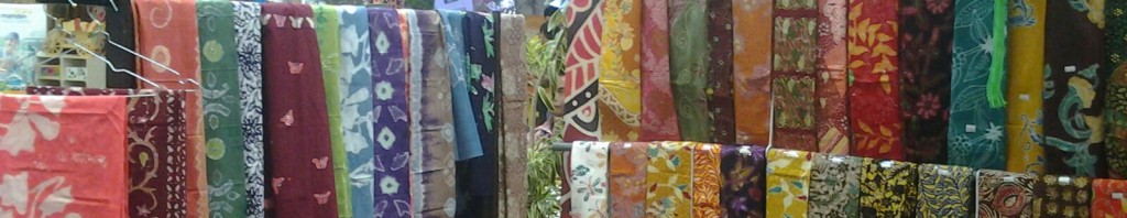 Koleksi batik Tlogomas acara fashion show di mall
